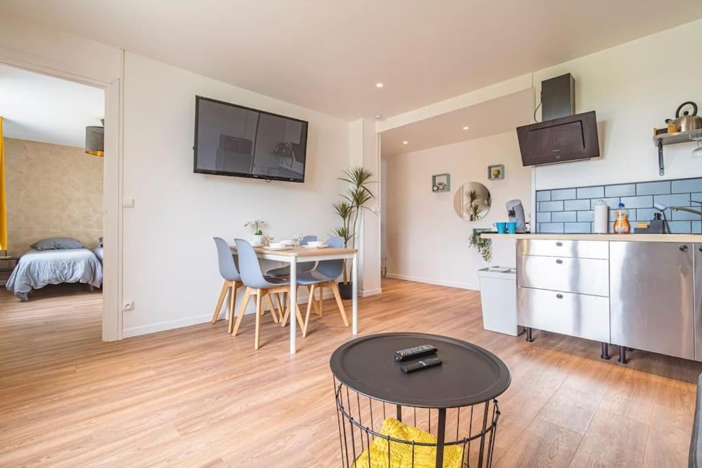 "Le Chaleureux" Appartement Pour 4 Personnes Isles-sur-Suippe Zewnętrze zdjęcie